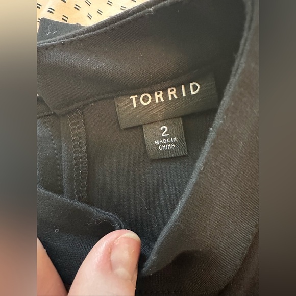 Torrid Black Ponte Mock Neck Fluted Mini Dress Size 2 #1811 - Picture 10 of 11